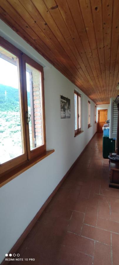 Casa Belvedere A Valle San Martino Di Сполето Экстерьер фото